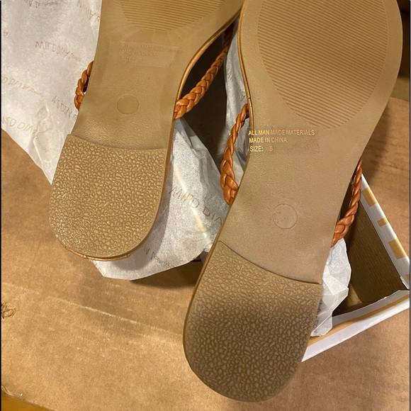 NWT Wild Diva Lounge-Braided Straps Flip Flops-Cognac - Picture 5 of 11